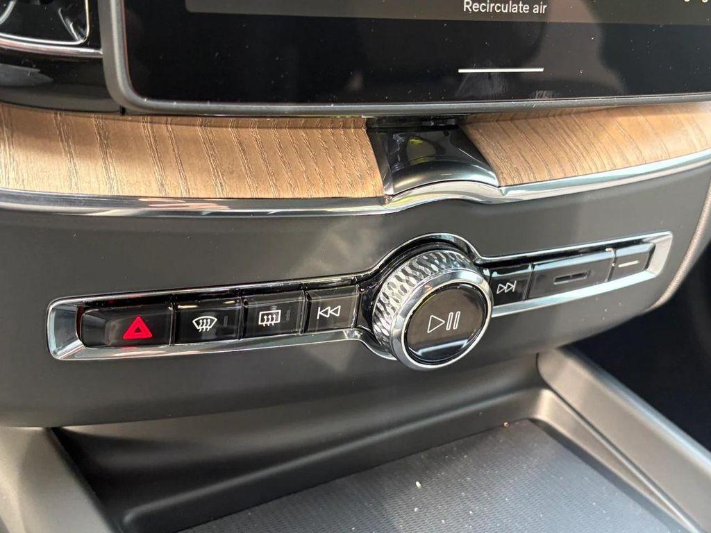 new 2026 Volvo XC60 car, priced at $60,155