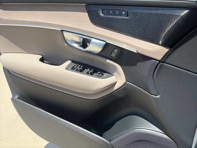 new 2026 Volvo XC90 car, priced at $79,545