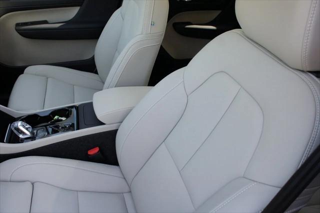 new 2025 Volvo XC40 car, priced at $49,810