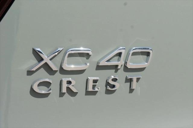 new 2025 Volvo XC40 car, priced at $49,810