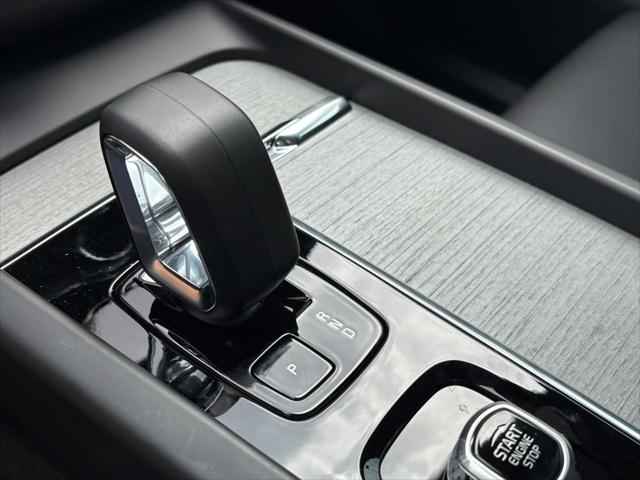 new 2025 Volvo XC60 Plug-In Hybrid car, priced at $65,510