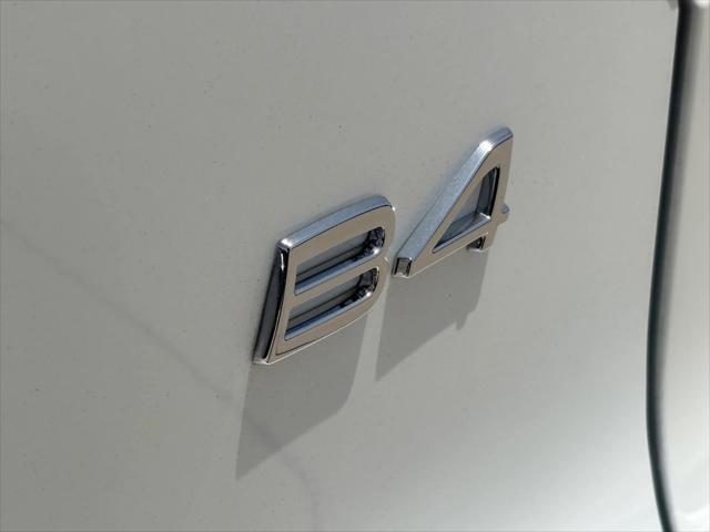 new 2026 Volvo XC40 car, priced at $45,300