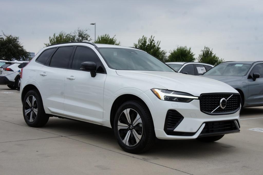 new 2025 Volvo XC60 Plug-In Hybrid car, priced at $62,680