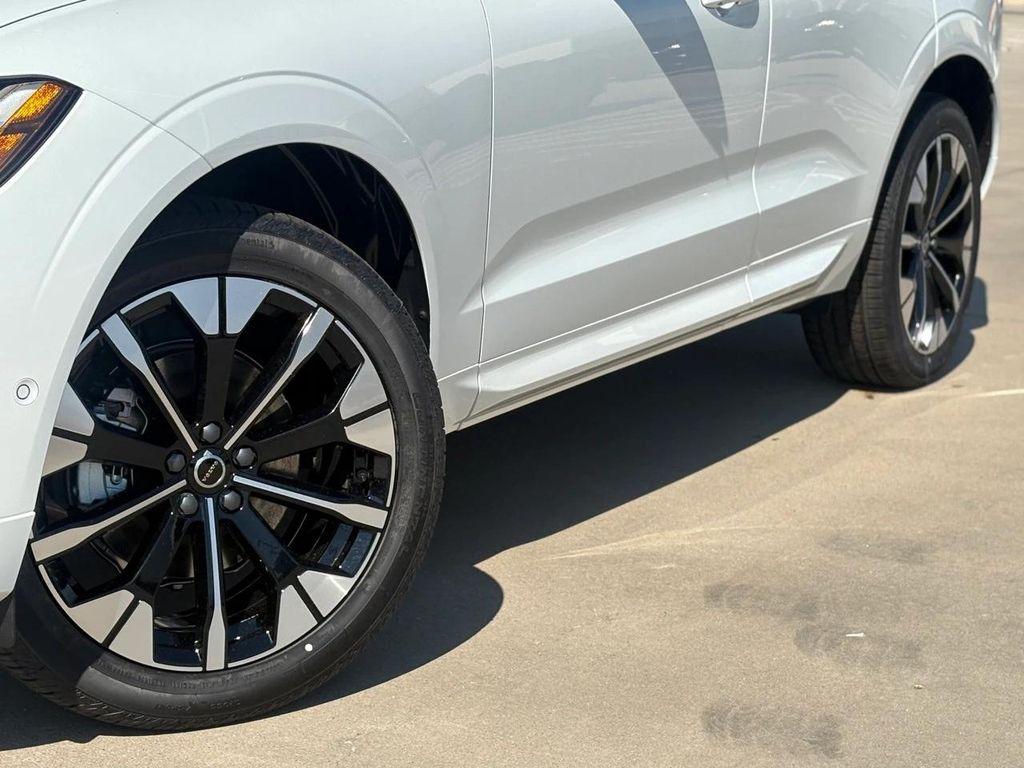 new 2026 Volvo XC60 car, priced at $61,115