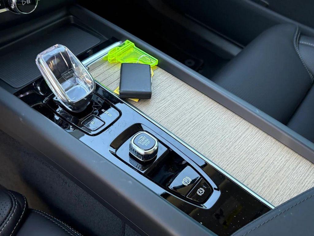 new 2026 Volvo XC60 car, priced at $69,010