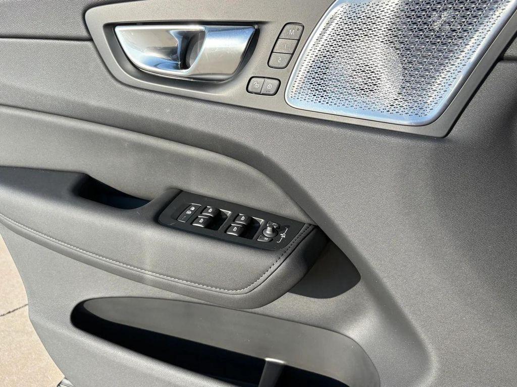 new 2026 Volvo XC60 car, priced at $69,010