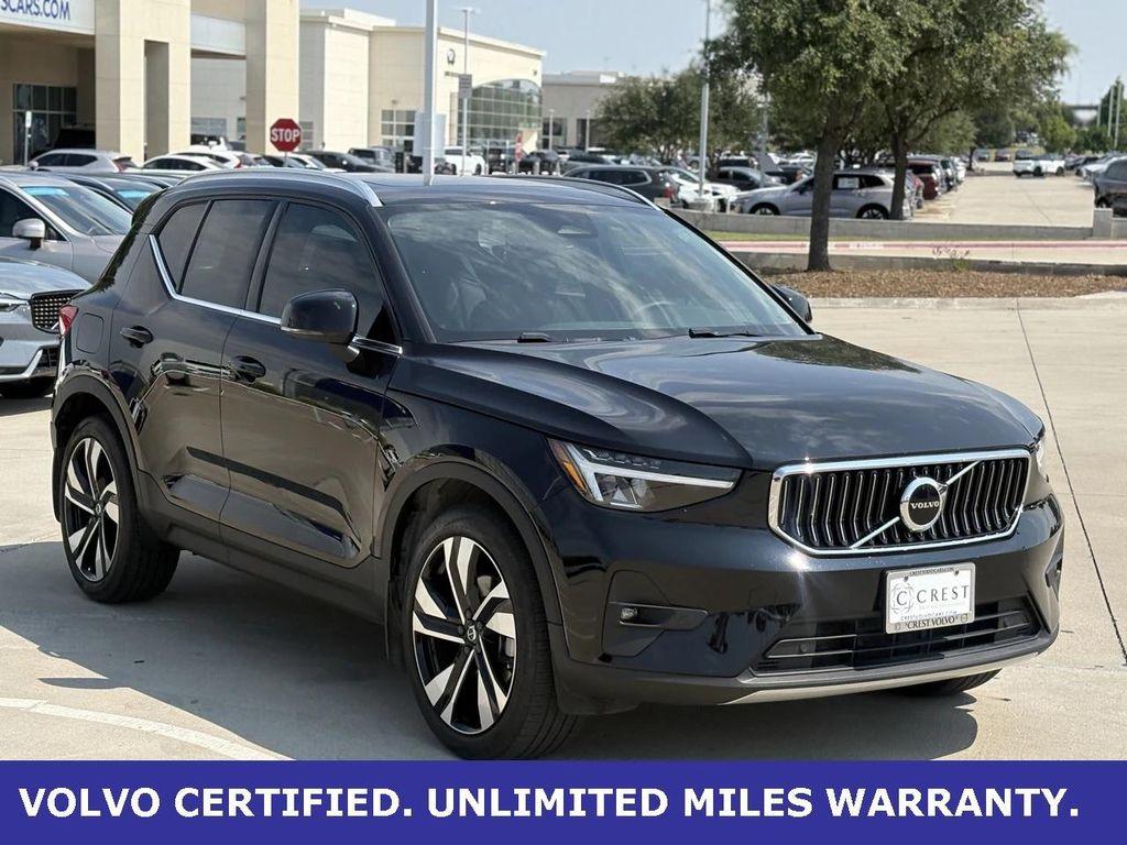 used 2023 Volvo XC40 car, priced at $31,800