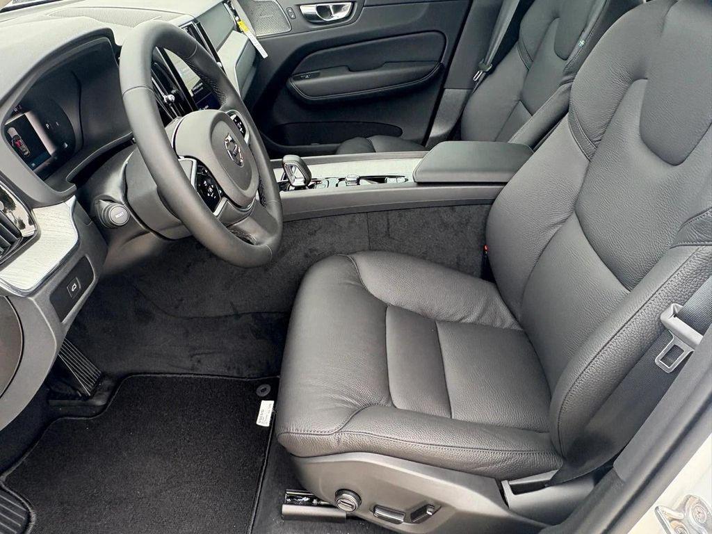 new 2025 Volvo XC60 car, priced at $56,160