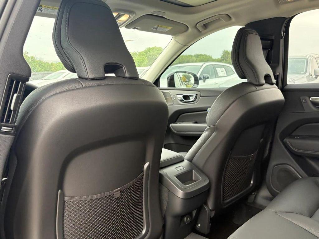 new 2025 Volvo XC60 car, priced at $56,160