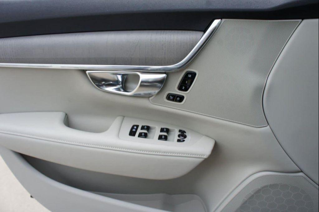 new 2025 Volvo V90 Cross Country car, priced at $63,365