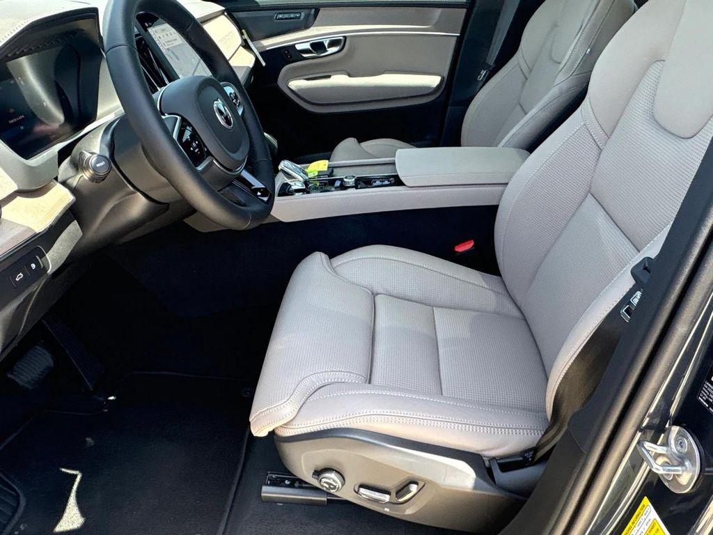 new 2026 Volvo XC90 Plug-In Hybrid car, priced at $85,625