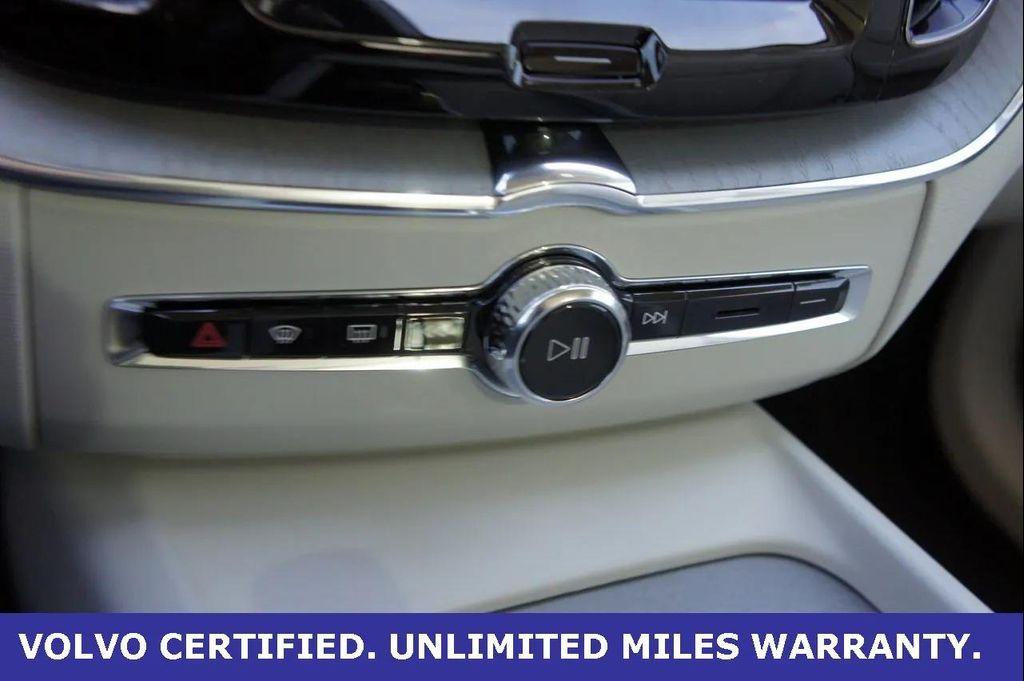 new 2025 Volvo XC60 Plug-In Hybrid car, priced at $65,485