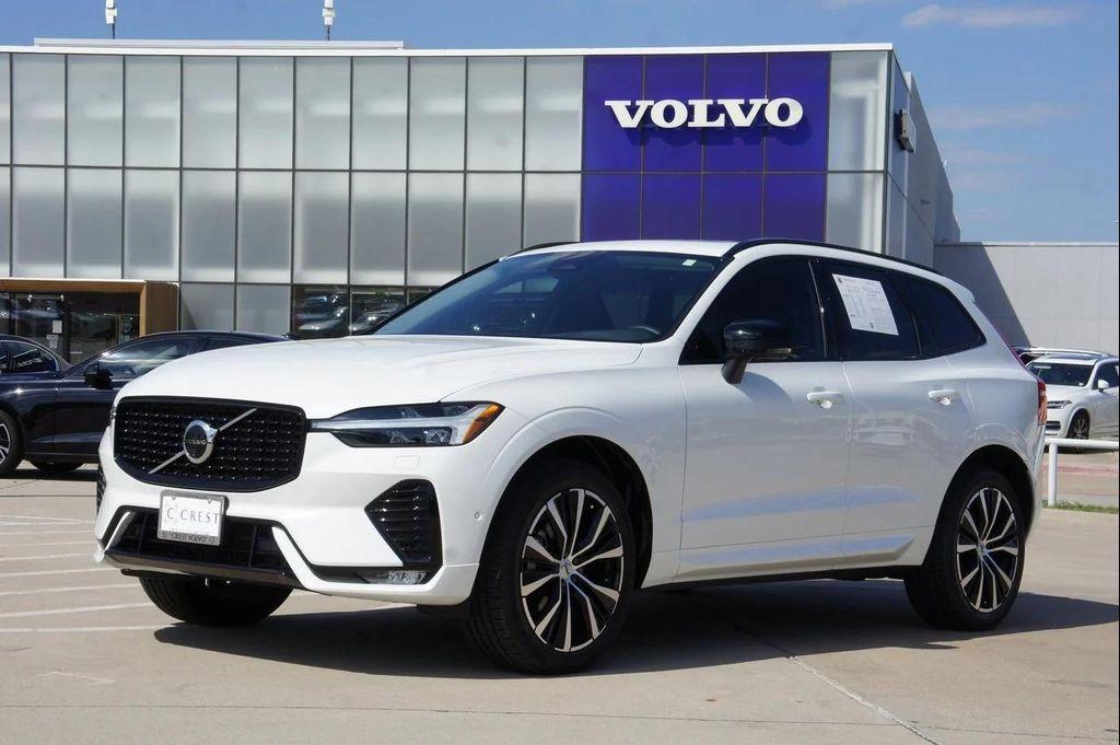 used 2025 Volvo XC60 car, priced at $39,500