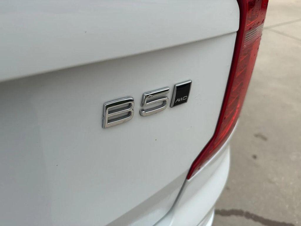 used 2024 Volvo XC90 car, priced at $43,500