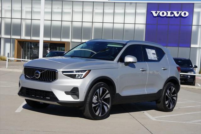 new 2025 Volvo XC40 car, priced at $50,240