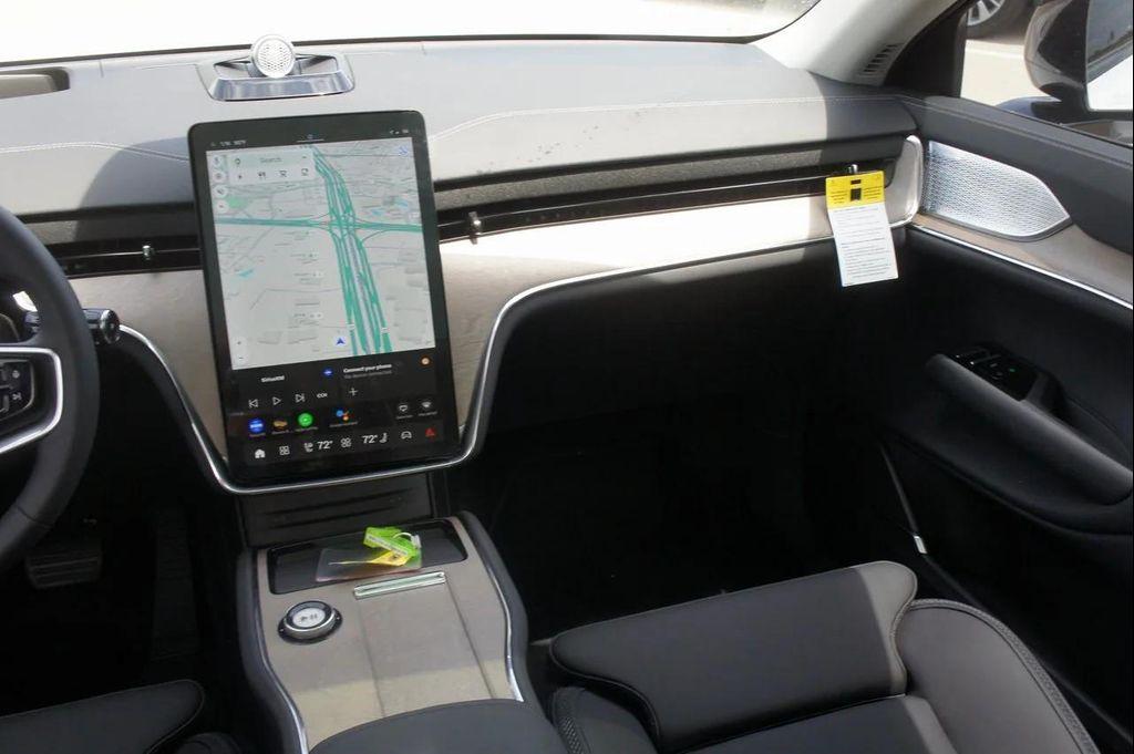new 2025 Volvo EX90 car, priced at $96,230