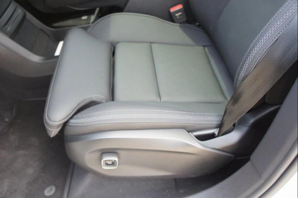 new 2025 Volvo EX90 car, priced at $96,230