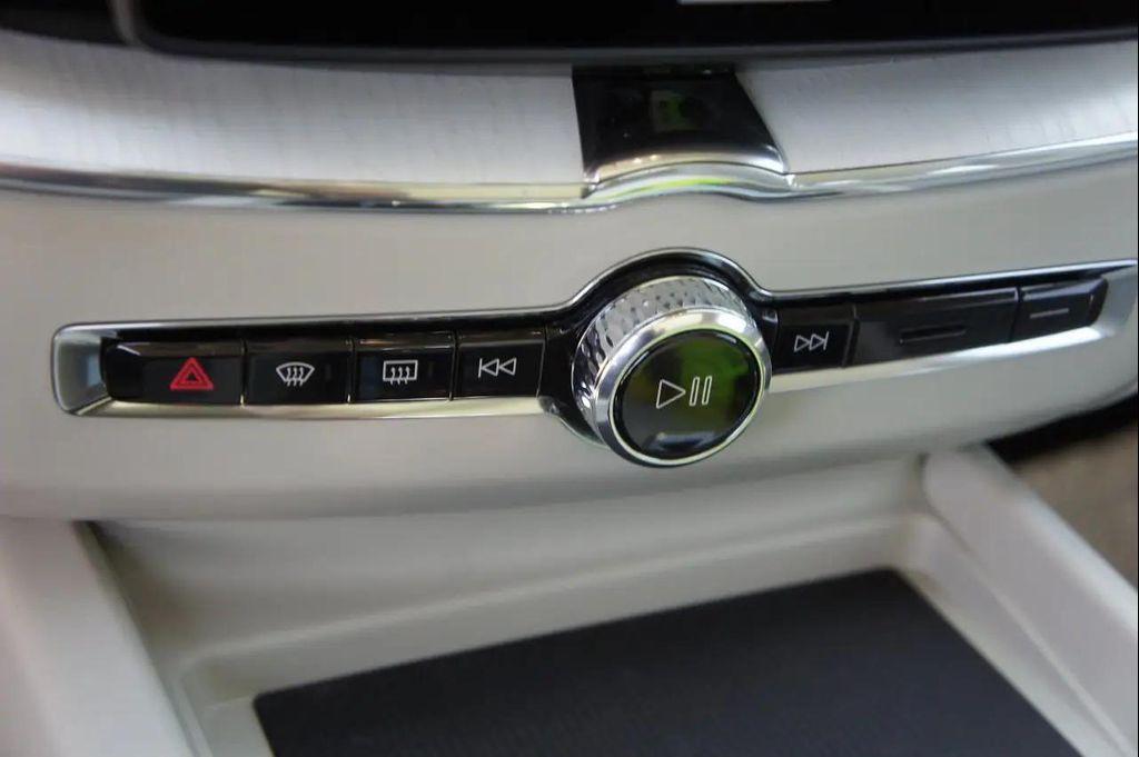 new 2026 Volvo XC60 Plug-In Hybrid car, priced at $80,845