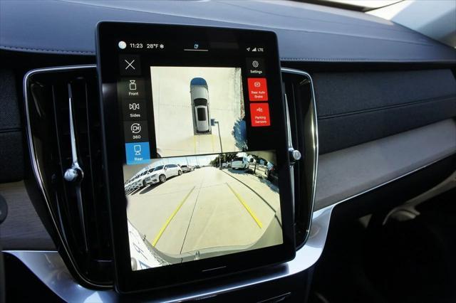 new 2025 Volvo XC90 car, priced at $64,055