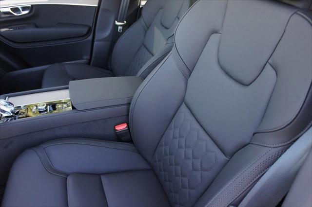 new 2025 Volvo XC90 car, priced at $64,055