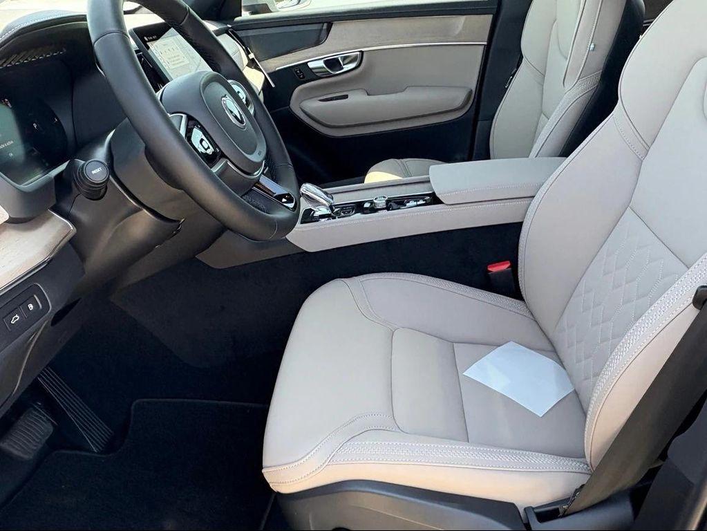 new 2025 Volvo XC90 Plug-In Hybrid car, priced at $78,805