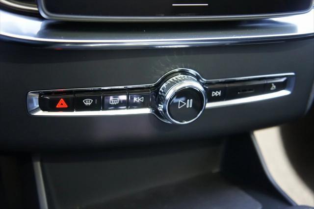 new 2025 Volvo XC90 Plug-In Hybrid car, priced at $82,755