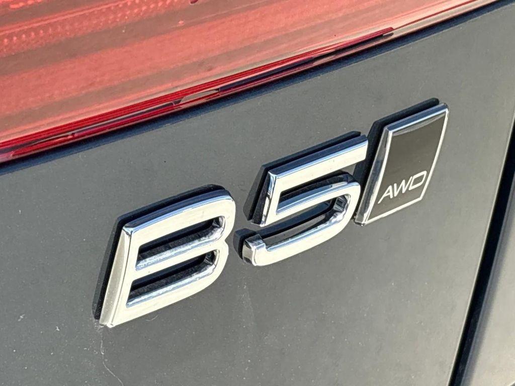 new 2026 Volvo XC60 car, priced at $63,935