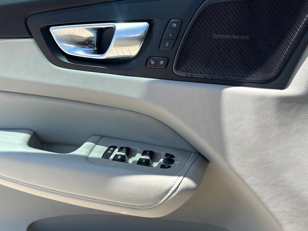 new 2026 Volvo XC60 car, priced at $63,935