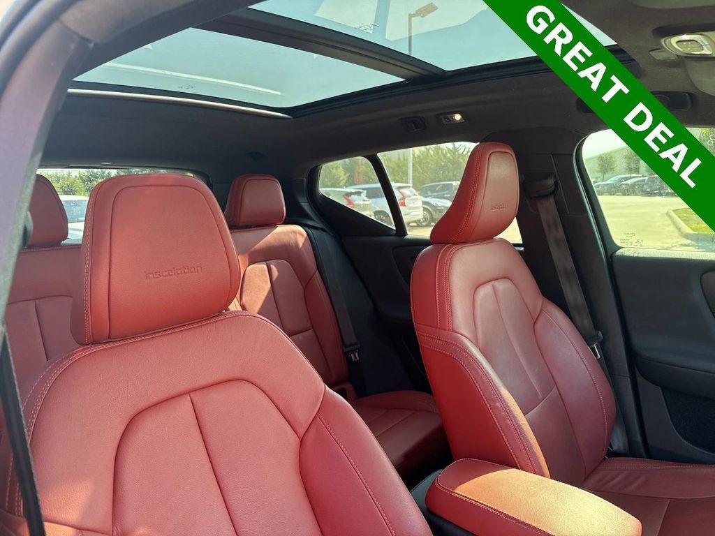 used 2020 Volvo XC40 car, priced at $26,400