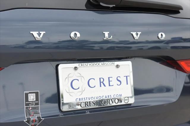 new 2025 Volvo XC60 car, priced at $55,360