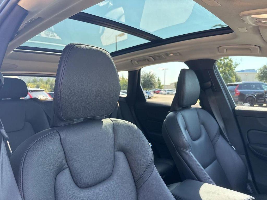 used 2023 Volvo XC60 car, priced at $32,867
