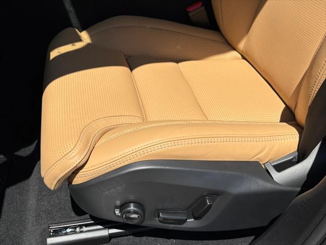 new 2025 Volvo XC60 car, priced at $64,885