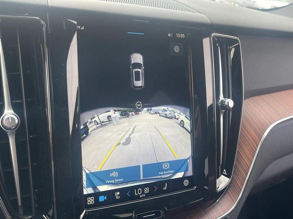 new 2025 Volvo XC60 car, priced at $57,155