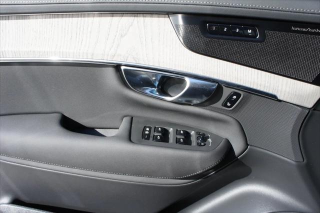 new 2025 Volvo XC90 Plug-In Hybrid car, priced at $82,405