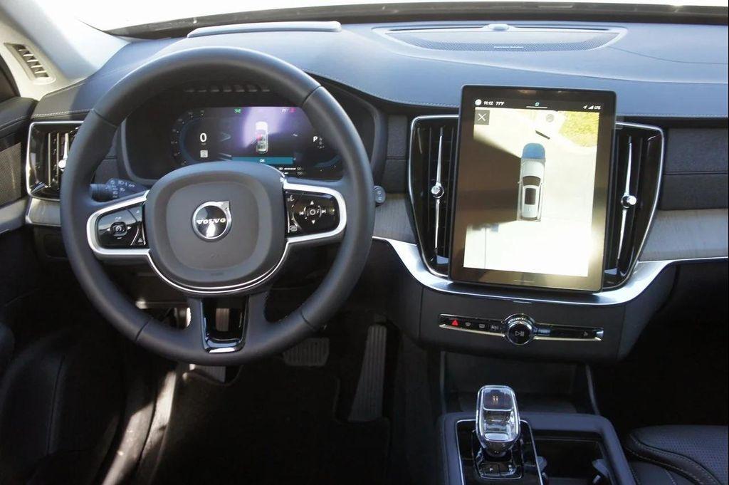 new 2025 Volvo XC90 Plug-In Hybrid car, priced at $82,405