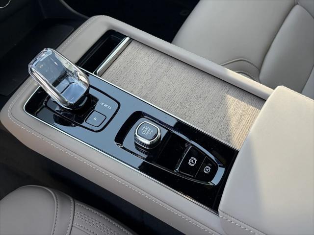 new 2025 Volvo XC90 Plug-In Hybrid car, priced at $78,805