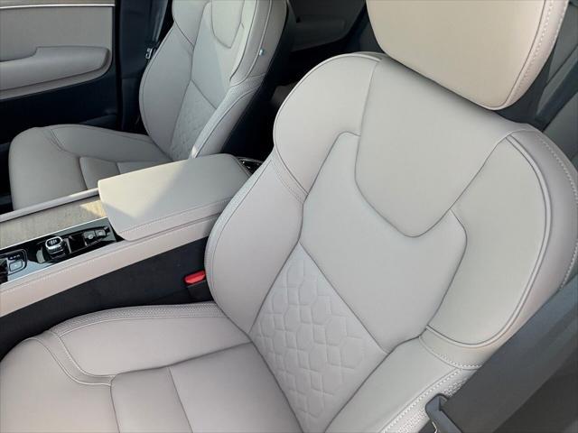 new 2025 Volvo XC90 Plug-In Hybrid car, priced at $78,805