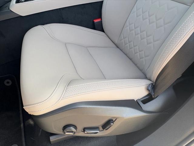new 2025 Volvo XC90 Plug-In Hybrid car, priced at $78,805