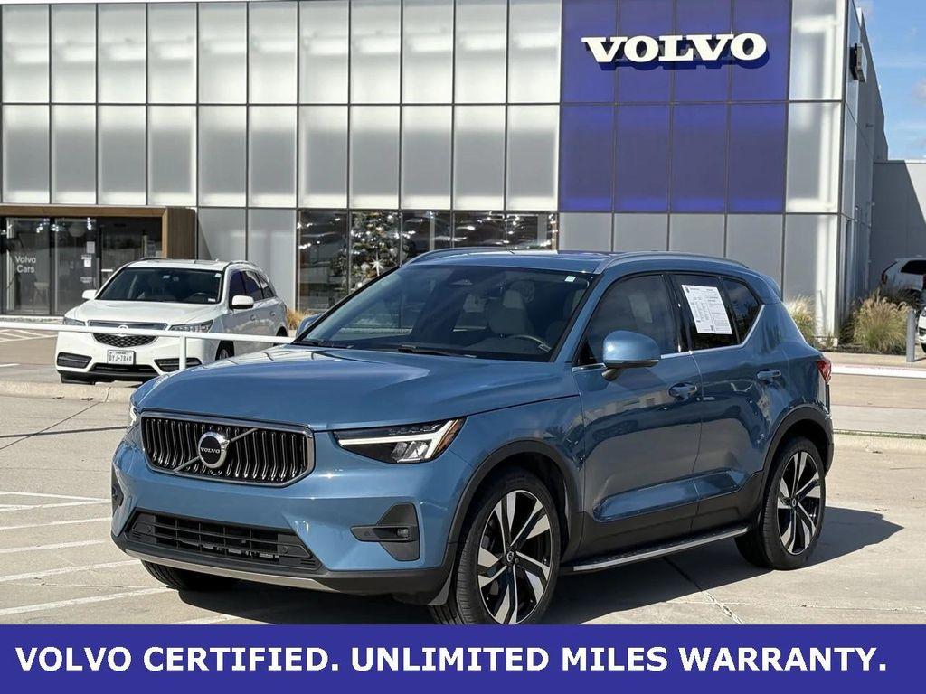 used 2023 Volvo XC40 car, priced at $29,900