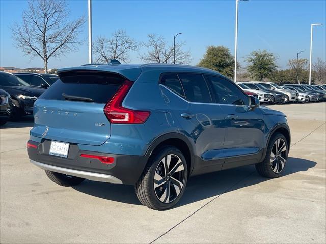 new 2025 Volvo XC40 car, priced at $51,550