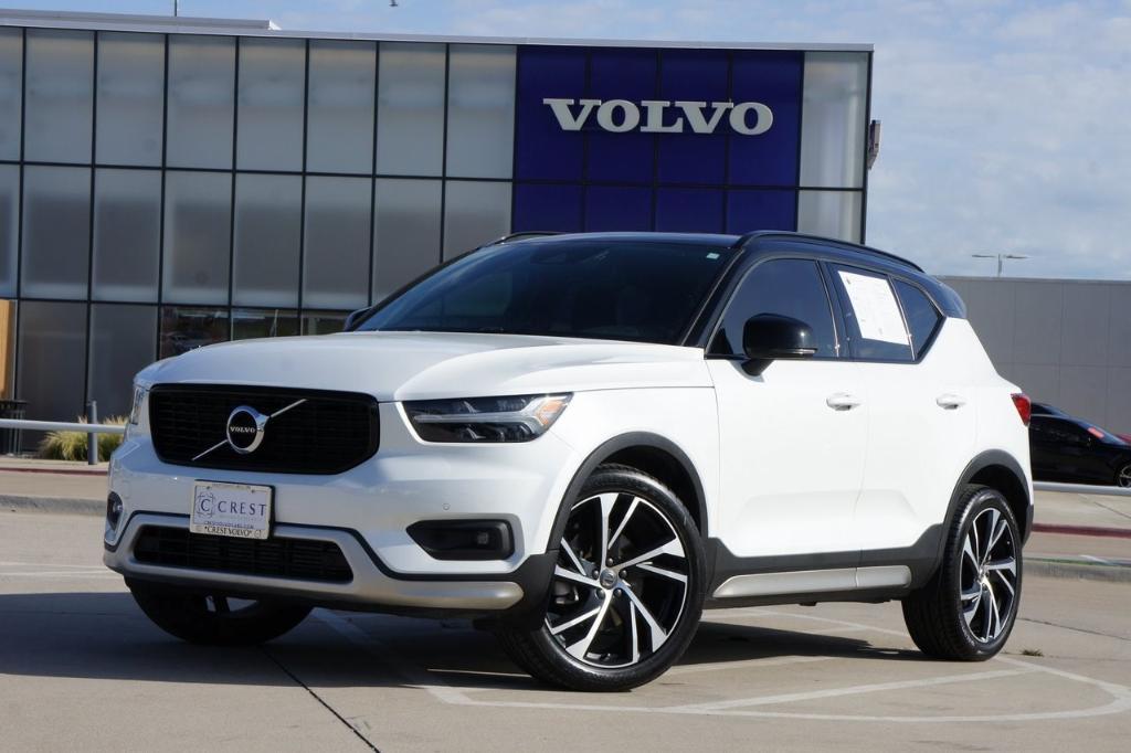 used 2021 Volvo XC40 car, priced at $34,456