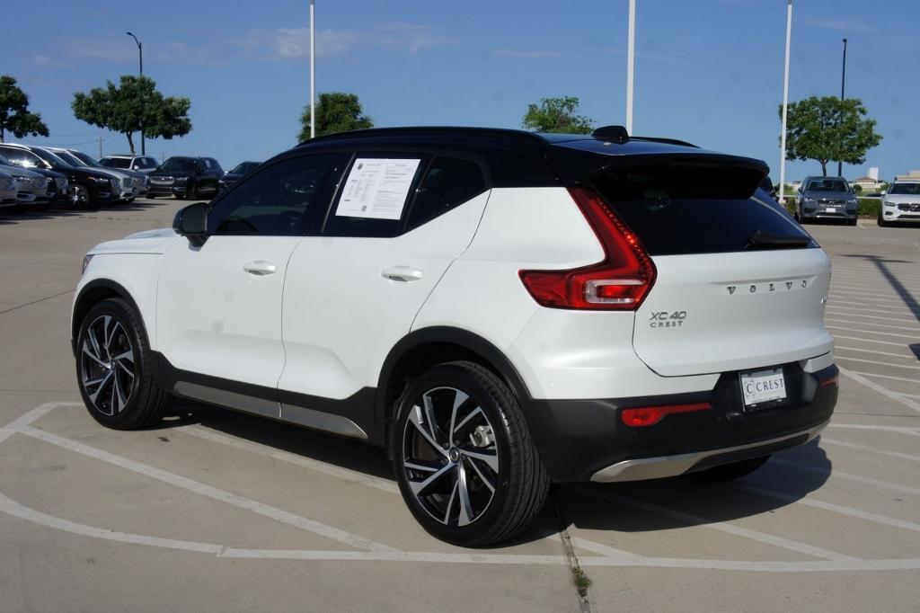 used 2021 Volvo XC40 car, priced at $34,157