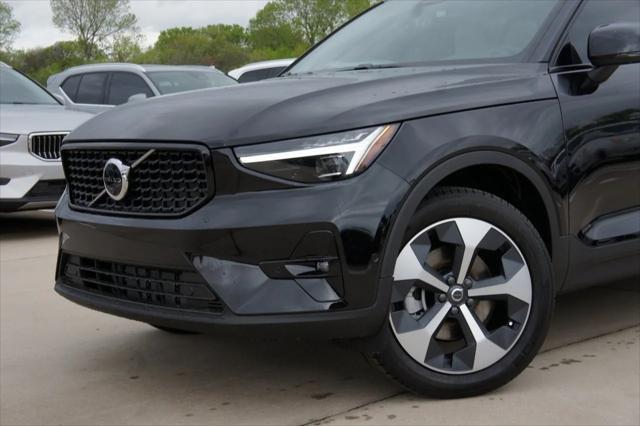 new 2025 Volvo XC40 car, priced at $48,335