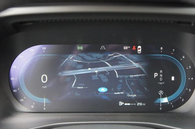new 2025 Volvo XC40 car, priced at $48,335