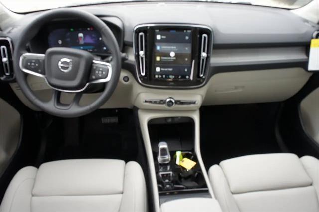 new 2025 Volvo XC40 car, priced at $48,335