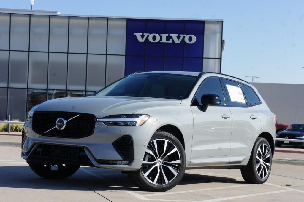 new 2024 Volvo XC60 car, priced at $49,910