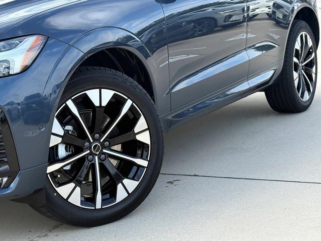new 2026 Volvo XC60 car, priced at $57,985