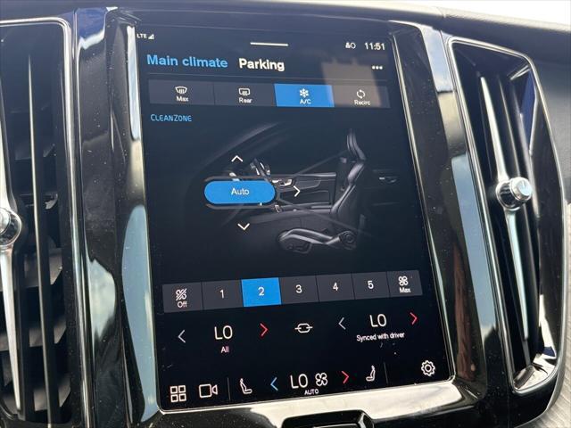 new 2025 Volvo XC60 car, priced at $54,595