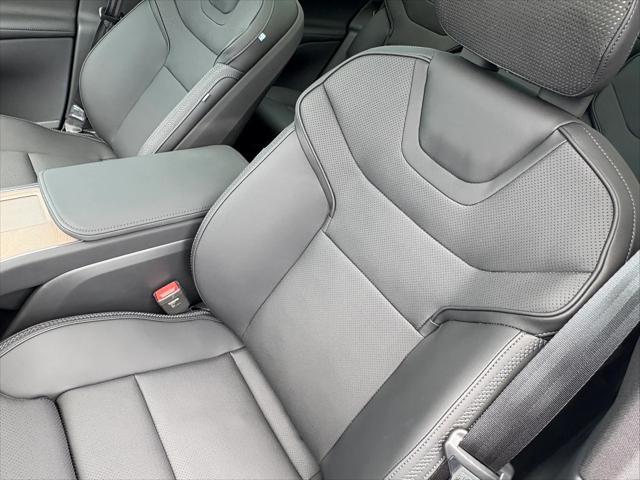new 2025 Volvo EX90 car, priced at $92,001