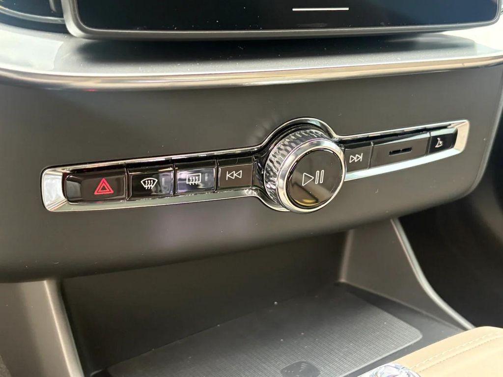 new 2026 Volvo XC90 Plug-In Hybrid car, priced at $81,875